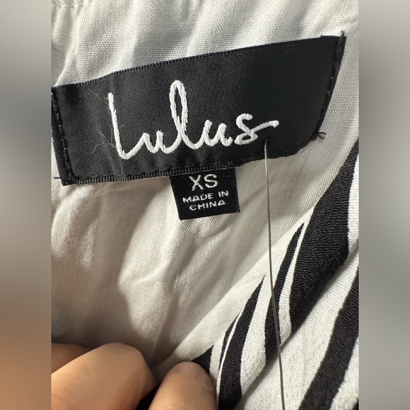 Lulus Sunny Shores Black Striped Tie-Front Culotte Jumpsuit XS - Picture 5 of 5